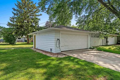 670 Bruce Street, Fond du Lac, WI 54935 - Photo 50
