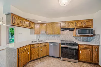 46 Kensington Court, Appleton, WI 54915 - Photo 6