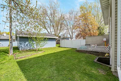 722 N Hawthorne Drive, Appleton, WI 54915 - Photo 16