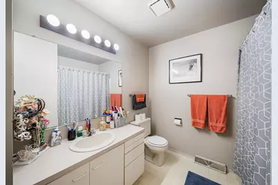 722 N Hawthorne Drive, Appleton, WI 54915 - Photo 12