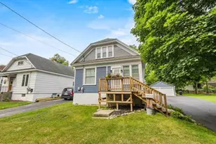 17 S Geneva Ave, Sturgeon Bay, WI 54235 - Photo 1