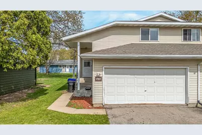 722 N Hawthorne Drive, Appleton, WI 54915 - Photo 1