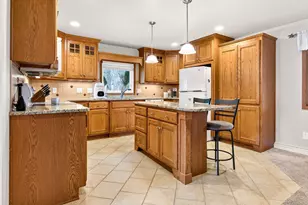 2001 N Douglas St, Appleton, WI 54914 - Photo 10