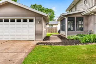 2001 N Douglas St, Appleton, WI 54914 - Photo 46