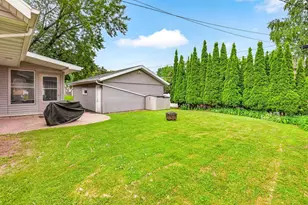 2001 N Douglas St, Appleton, WI 54914 - Photo 42