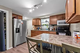 594 Linda Ct, Kaukauna, WI 54130 - Photo 6
