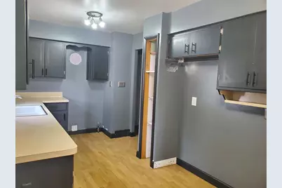 121 N Seymour Street, Fond du Lac, WI 54935 - Photo 12