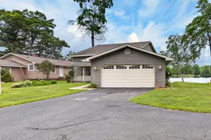 530 E Park Dr, Peshtigo, WI 54157 - Photo 14
