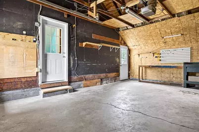1029 Langlade Avenue, Green Bay, WI 54304 - Photo 36