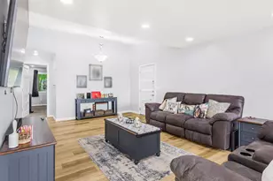 2108 18th St, Menominee, MI 49858 - Photo 8