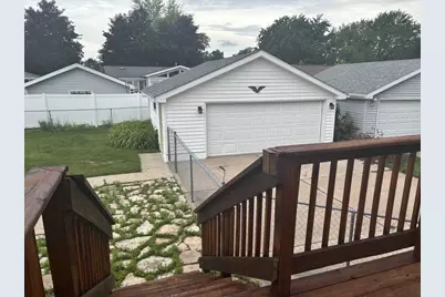 1135 Greenfield Trail, Oshkosh, WI 54904 - Photo 28