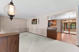 2536 Delwood Dr, Green Bay, WI 54302 - Photo 6