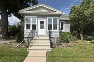 312 E Franklin Ave, Neenah, WI 54956 - Photo 2