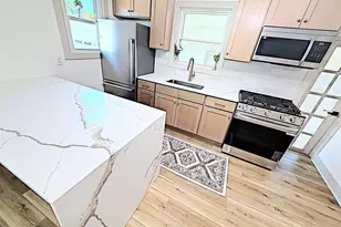 417 W 17th Ave, Oshkosh, WI 54902 - Photo 10
