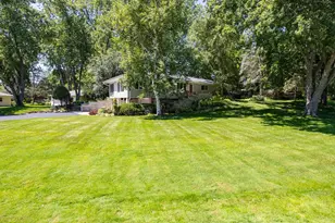 6021 N Rosewood Dr, Appleton, WI 54913 - Photo 18