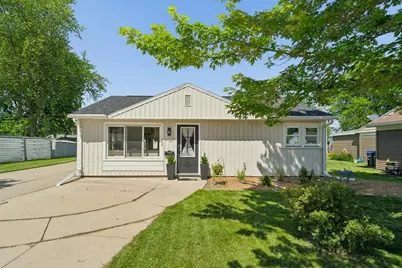 857 Hunt Avenue, Neenah, WI 54956 - Photo 1