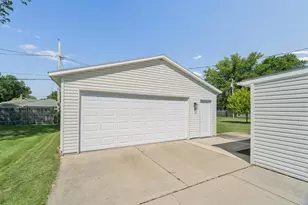 857 Hunt Ave, Neenah, WI 54956 - Photo 22