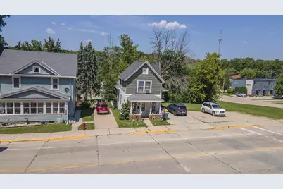 208 W Jackson Street, Ripon, WI 54971 - Photo 2