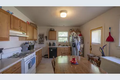 208 W Jackson Street, Ripon, WI 54971 - Photo 4