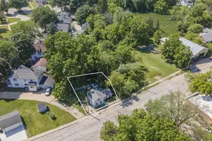 114 Washington St, Ripon, WI 54971 - Photo 2