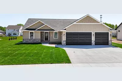 W5845 Roundstone Place, Menasha, WI 54952 - Photo 1