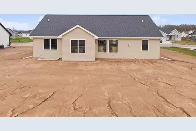 W5845 Roundstone Place, Menasha, WI 54952 - Photo 36
