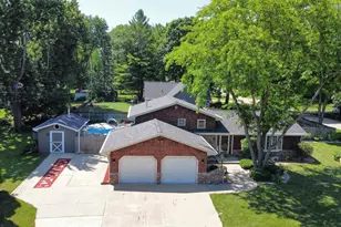 1919 Brookfield Dr, Neenah, WI 54956 - Photo 74
