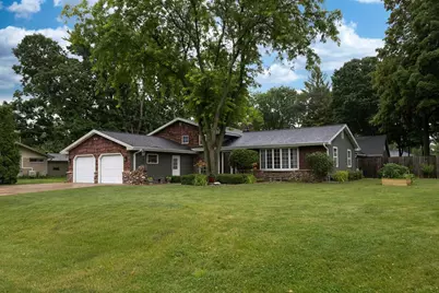 1919 Brookfield Drive, Neenah, WI 54956 - Photo 2