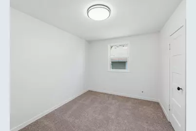 180 N Park Avenue, Fond du Lac, WI 54935 - Photo 14