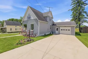 213 N Elm St, Campbellsport, WI 53010 - Photo 30
