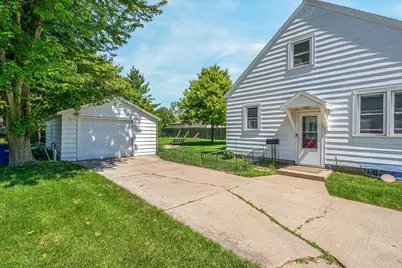 1406 S Ridge Road, Green Bay, WI 54304 - Photo 22