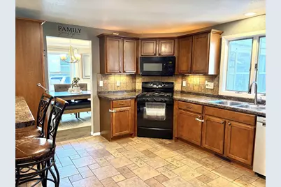 513 E Lindbergh Street, Appleton, WI 54911 - Photo 16