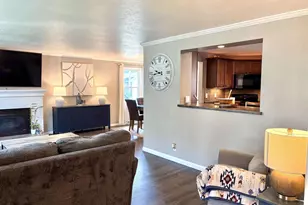 513 E Lindbergh St, Appleton, WI 54911 - Photo 10