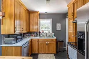 1073 W Wisconsin Ave, Kaukauna, WI 54130 - Photo 2