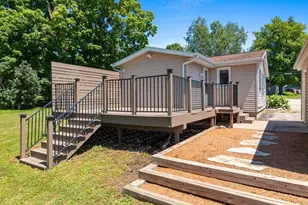 535 N Webster Ave, Omro, WI 54963 - Photo 6