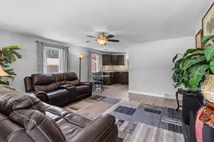 535 N Webster Ave, Omro, WI 54963 - Photo 14