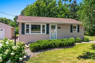 535 N Webster Ave, Omro, WI 54963 - Photo 2