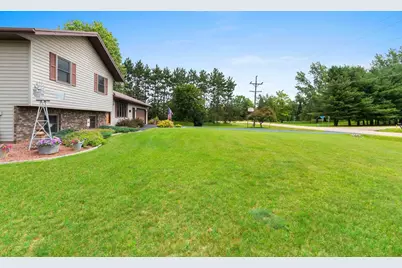 W7264 Belle Plaine Avenue, Shawano, WI 54166 - Photo 4