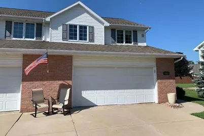 2223 Hopf Lane, De Pere, WI 54115 - Photo 2