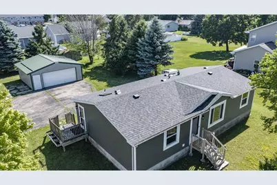 500 Pheasant Drive, New London, WI 54961 - Photo 2