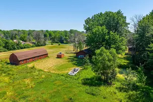 N8801 S Coop Rd, Menasha, WI 54952 - Photo 14