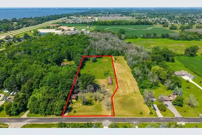 N8801 S Coop Road, Menasha, WI 54952 - Photo 6