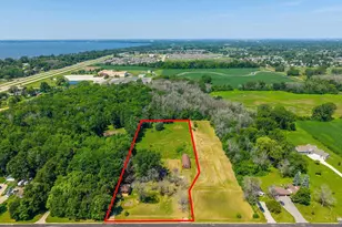 N8801 S Coop Rd, Menasha, WI 54952 - Photo 6
