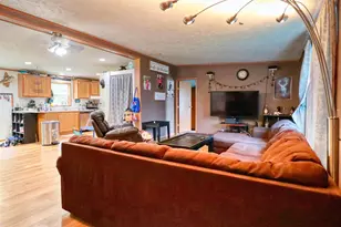 216 Erie Ave, Oconto, WI 54153 - Photo 4