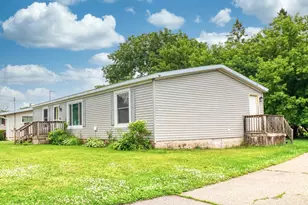 216 Erie Ave, Oconto, WI 54153 - Photo 2