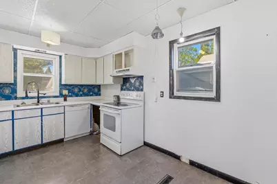 154 E 11th Street, Fond du Lac, WI 54935 - Photo 14