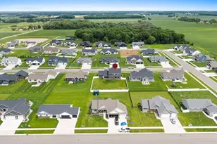 N9239 Laura St, Appleton, WI 54915 - Photo 74