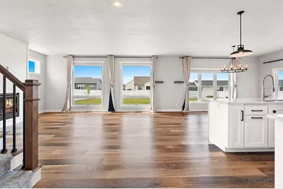 N9239 Laura Street, Appleton, WI 54915 - Photo 10