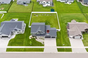 N9239 Laura St, Appleton, WI 54915 - Photo 76
