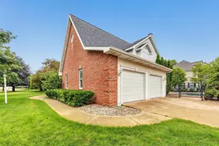 1753 Martinwood Ct, De Pere, WI 54115 - Photo 6